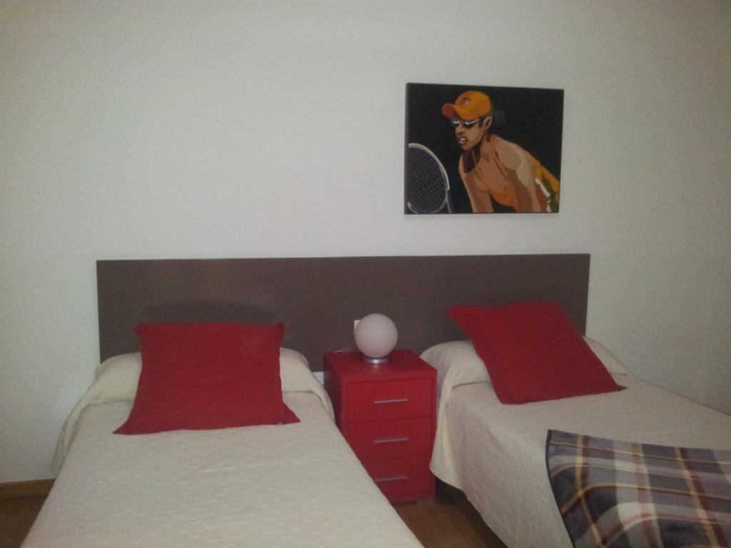 Apartamentos Antares 1 Milladoiro Ngoại thất bức ảnh