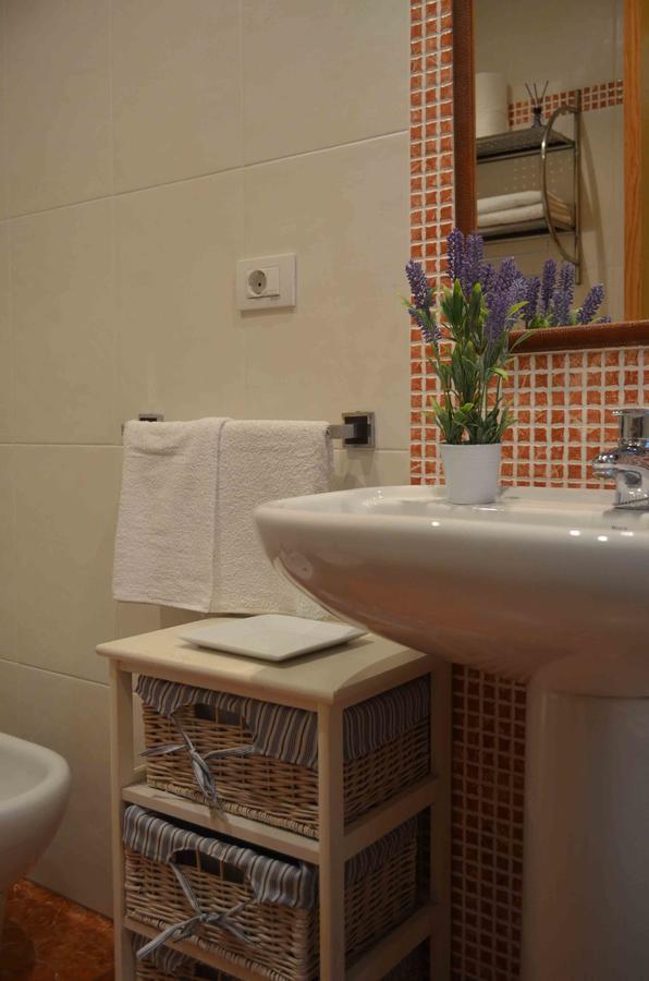 Apartamentos Antares 1 Milladoiro Ngoại thất bức ảnh